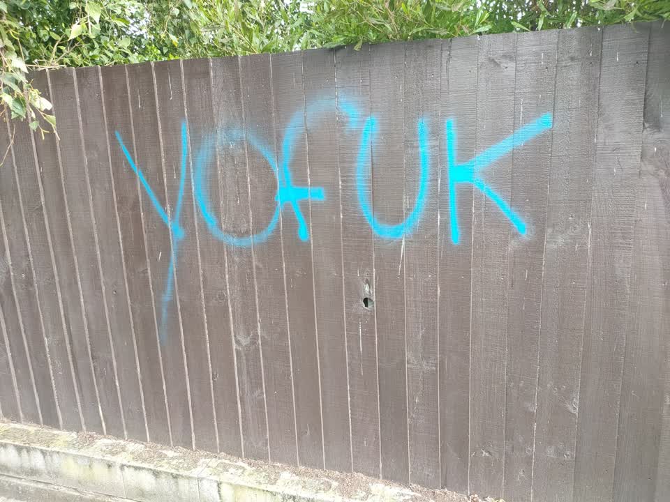 The photograph attached to this graffiti report