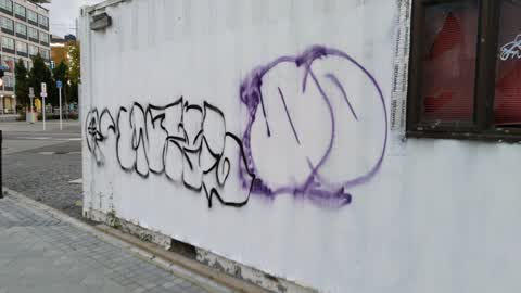 Graffiti, a report photo