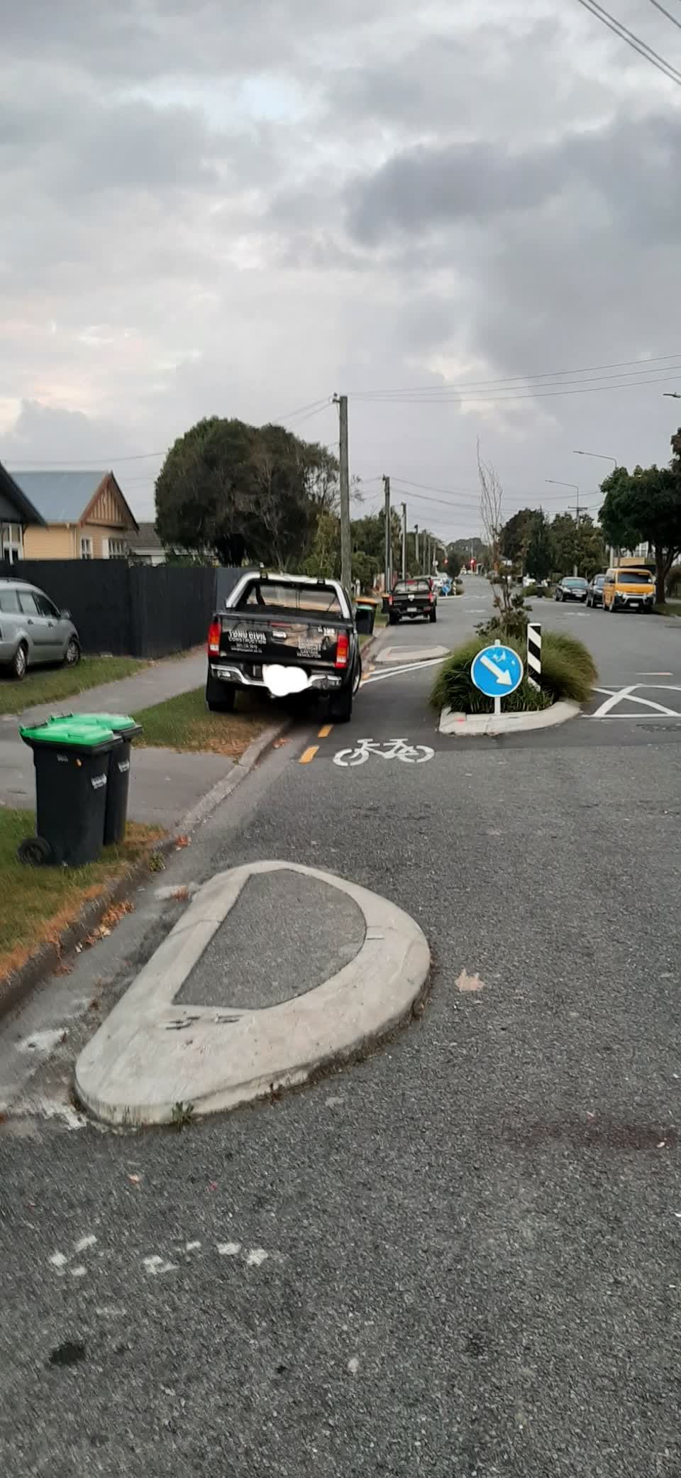 The photograph attached to this roading/streets report