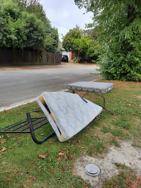 Rubbish/Recycling — a report photo