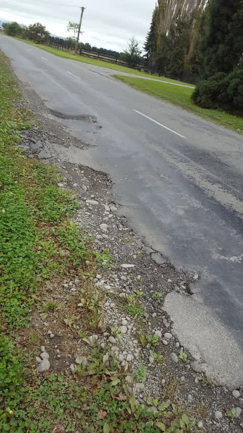 Roading/Streets, a report photo