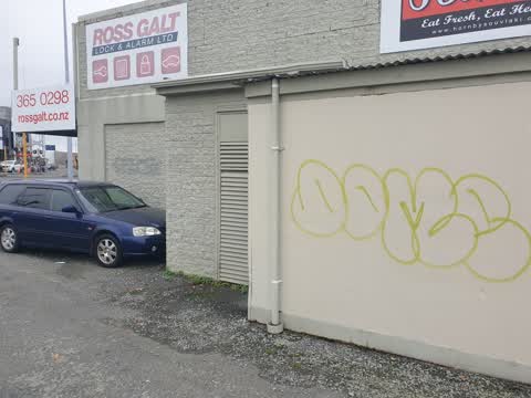 Graffiti, a report photo