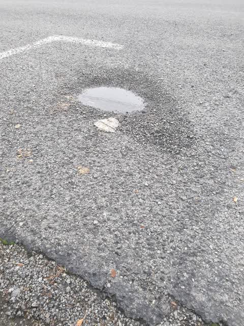 Roading/Streets, a report photo