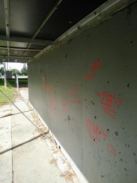 Graffiti, a report photo