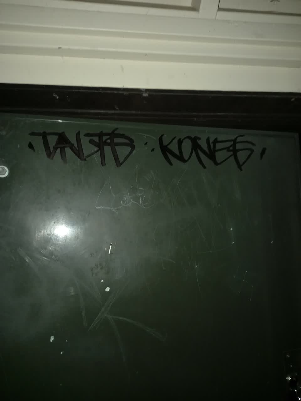 The photograph attached to this graffiti report