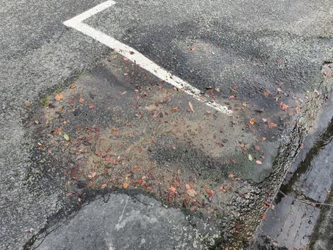 Water Leak, a report photo