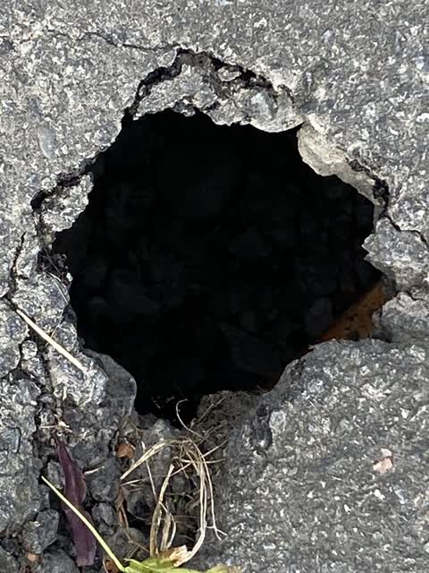Roading/Streets, a report photo
