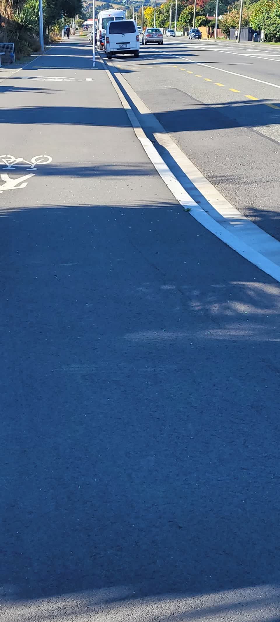The photograph attached to this roading/streets report