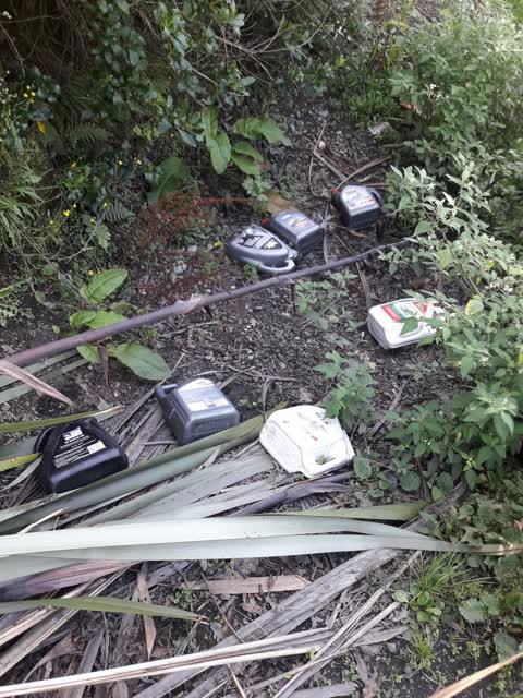 Rubbish/Recycling, a report photo