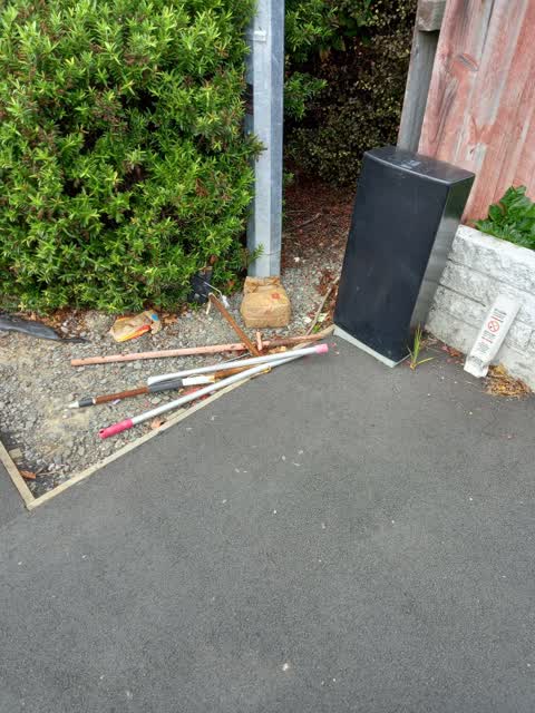 Rubbish/Recycling, a report photo
