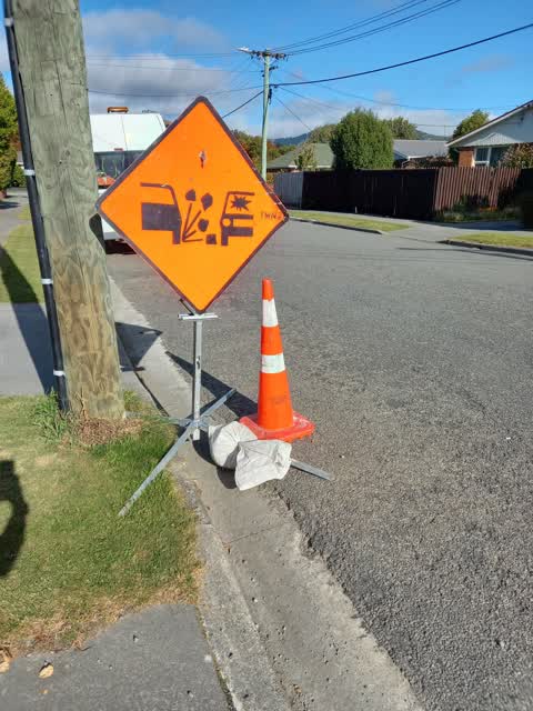 Roading/Streets, a report photo