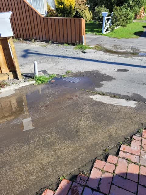 Water Leak, a report photo