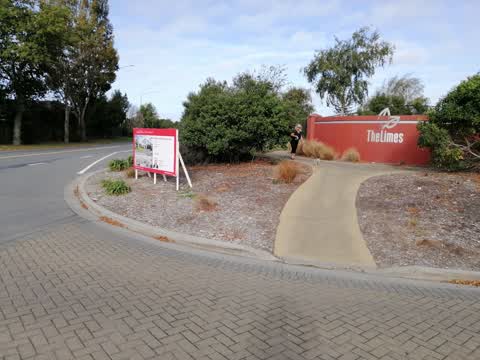 Roading/Streets, a report photo