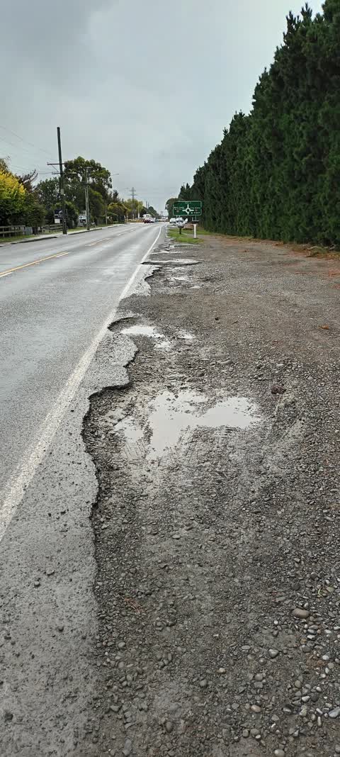 Roading/Streets, a report photo