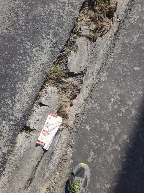 Roading/Streets, a report photo