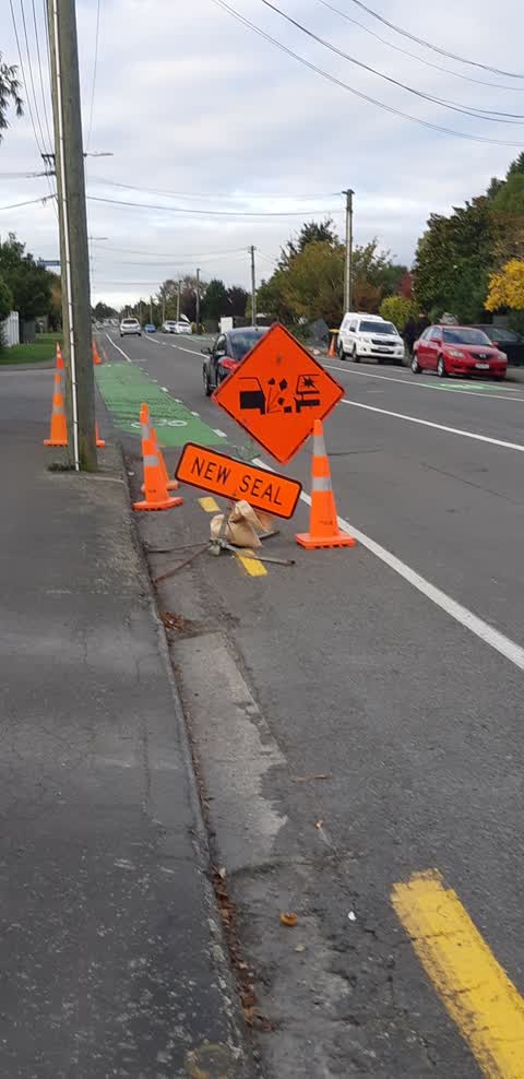 Roading/Streets, a report photo