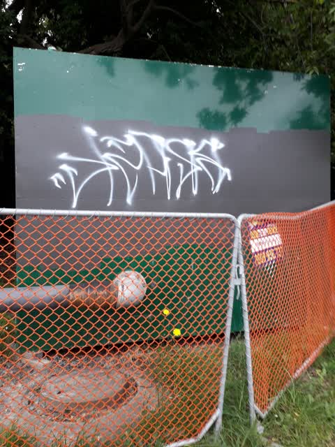 Graffiti, a report photo