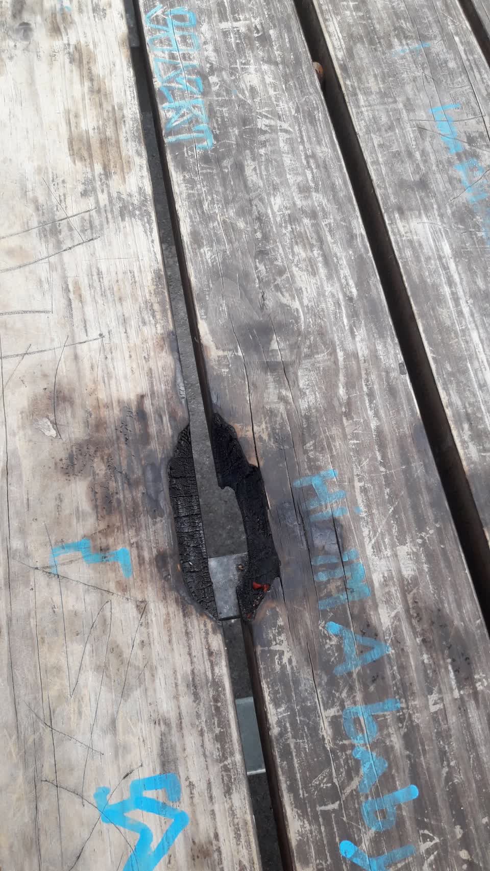 The photograph attached to this graffiti report