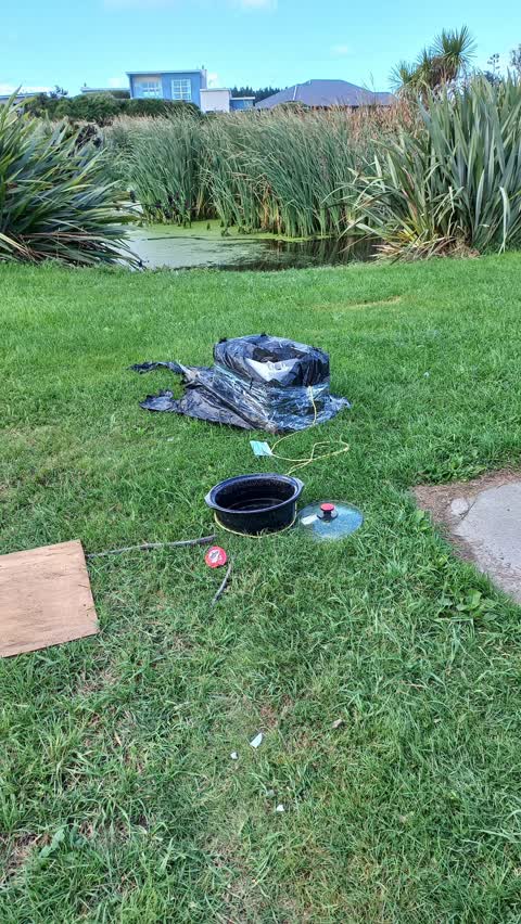 Rubbish/Recycling, a report photo
