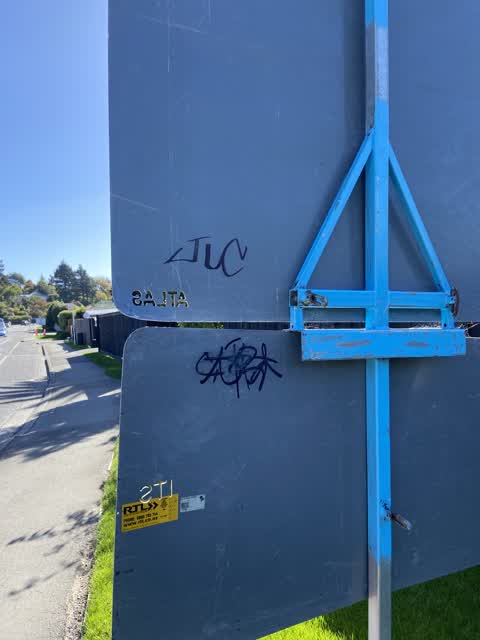 Graffiti, a report photo