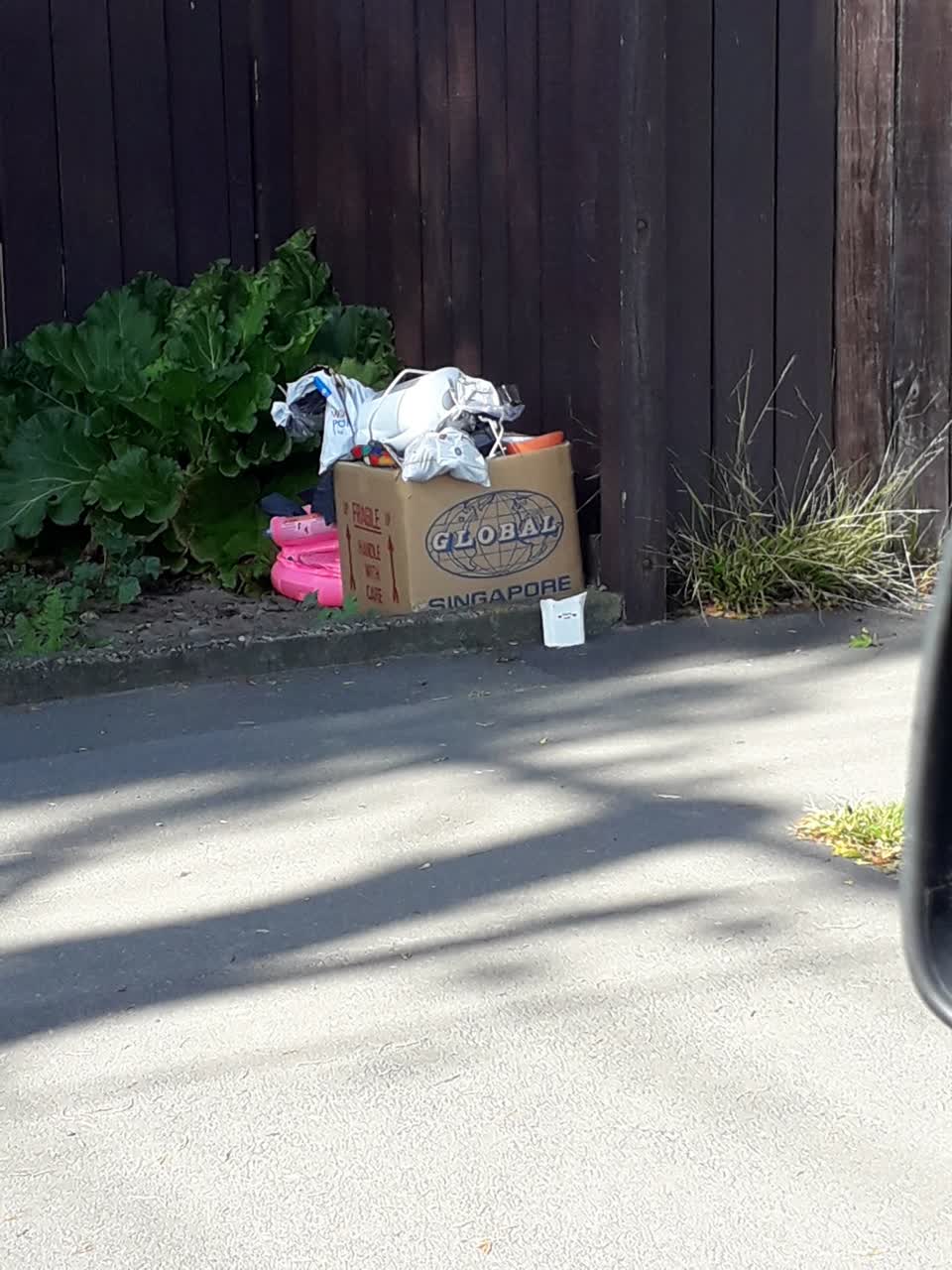 The photograph attached to this rubbish/recycling report