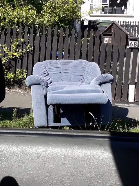 Rubbish/Recycling, a report photo