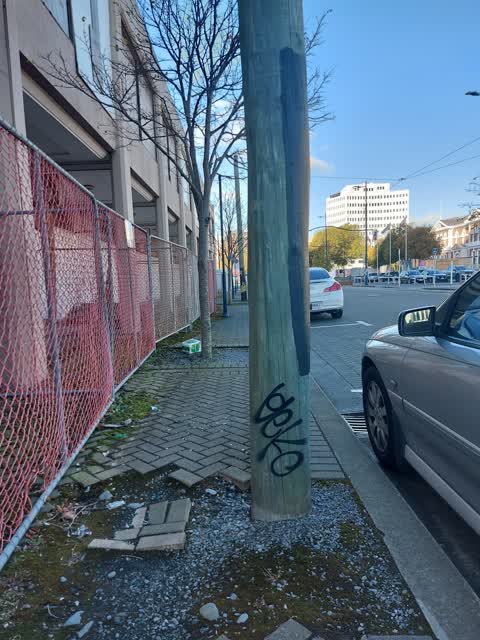 Graffiti, a report photo