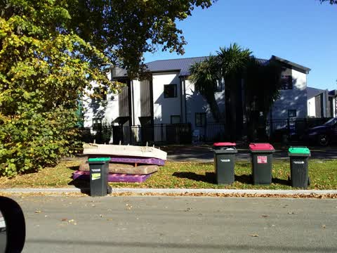 Rubbish/Recycling, a report photo