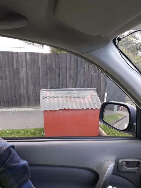 Rubbish/Recycling, a report photo