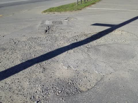 Roading/Streets, a report photo