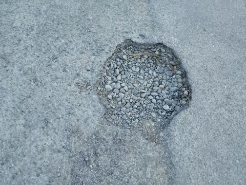 Roading/Streets, a report photo