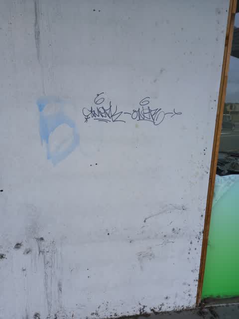 Graffiti, a report photo