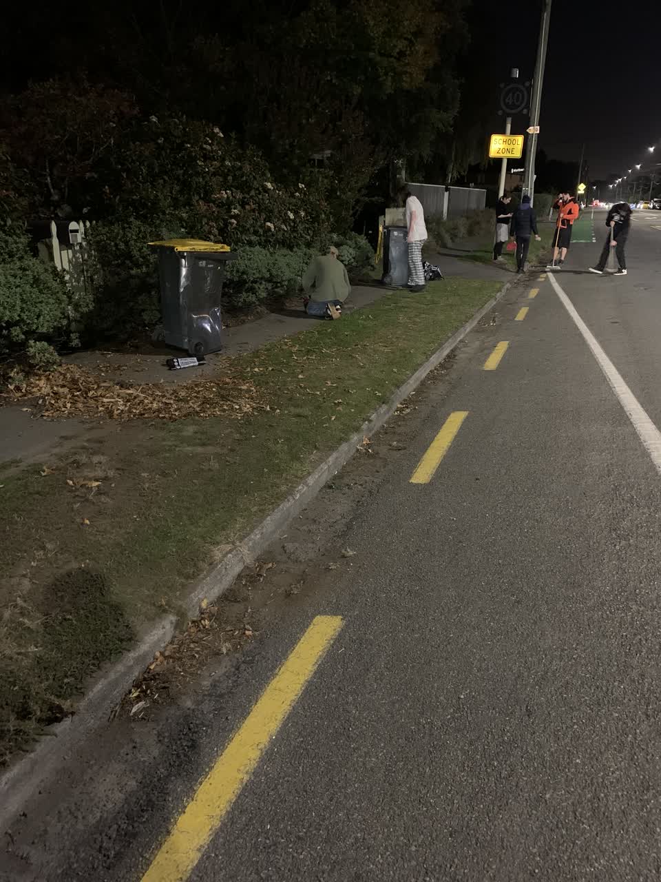 The photograph attached to this roading/streets report
