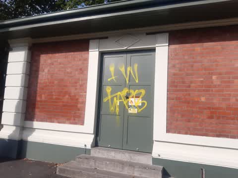 Graffiti, a report photo