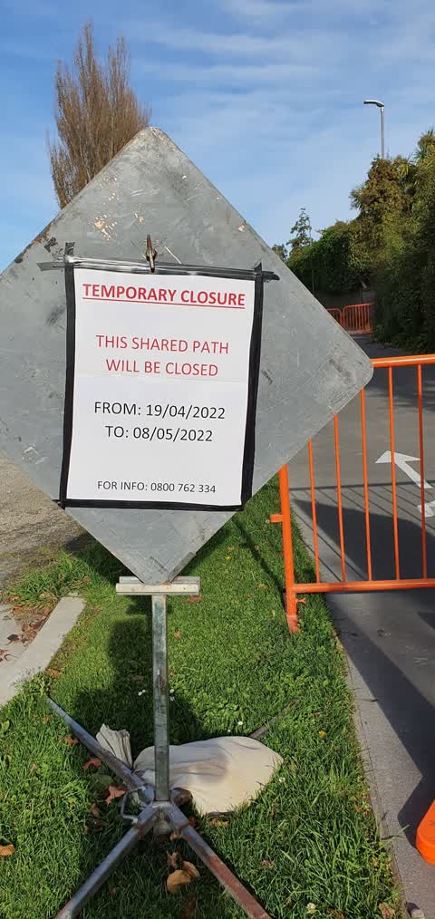 Roading/Streets, a report photo