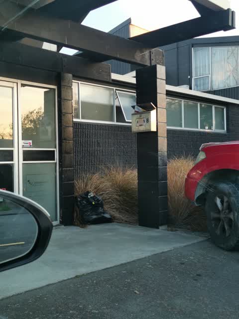 Rubbish/Recycling, a report photo