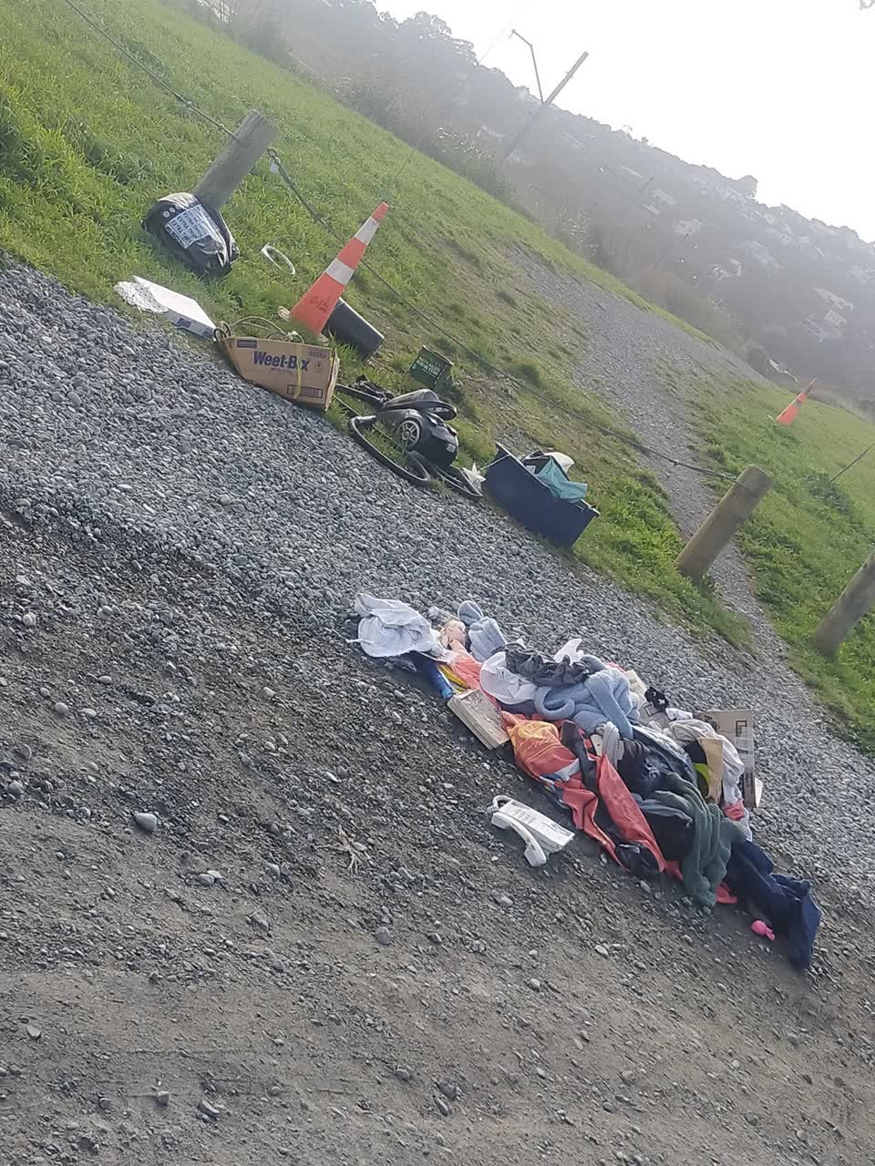 The photograph attached to this rubbish/recycling report