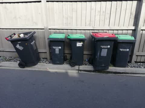 Rubbish/Recycling, a report photo