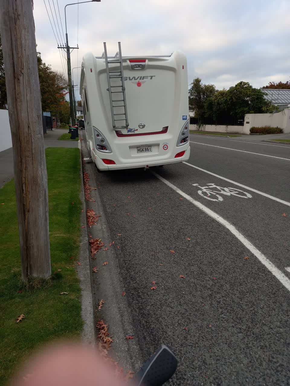 The photograph attached to this roading/streets report