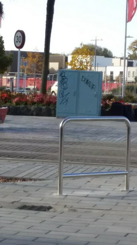 Graffiti, a report photo