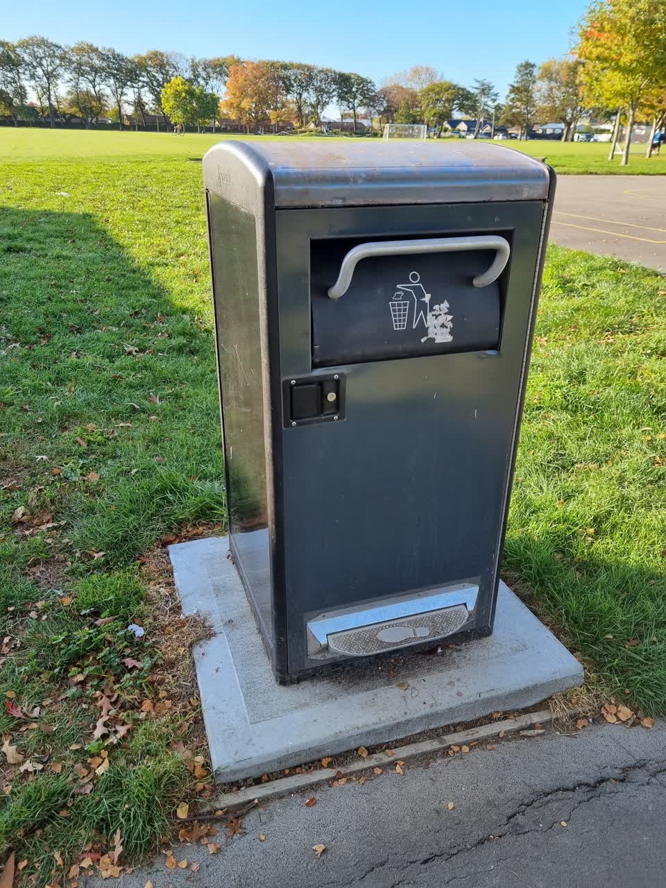 The photograph attached to this parks report
