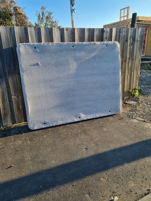 Rubbish/Recycling, a report photo