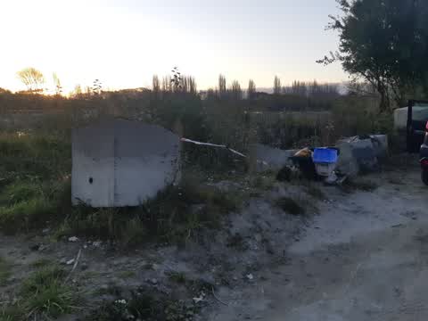 Rubbish/Recycling, a report photo