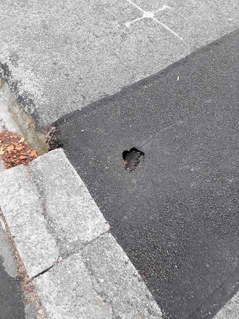 Roading/Streets, a report photo