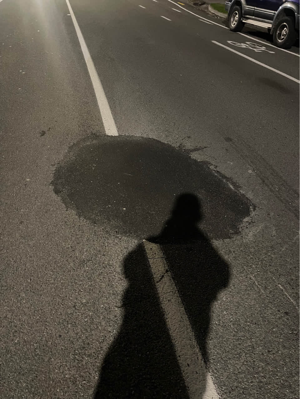 The photograph attached to this roading/streets report