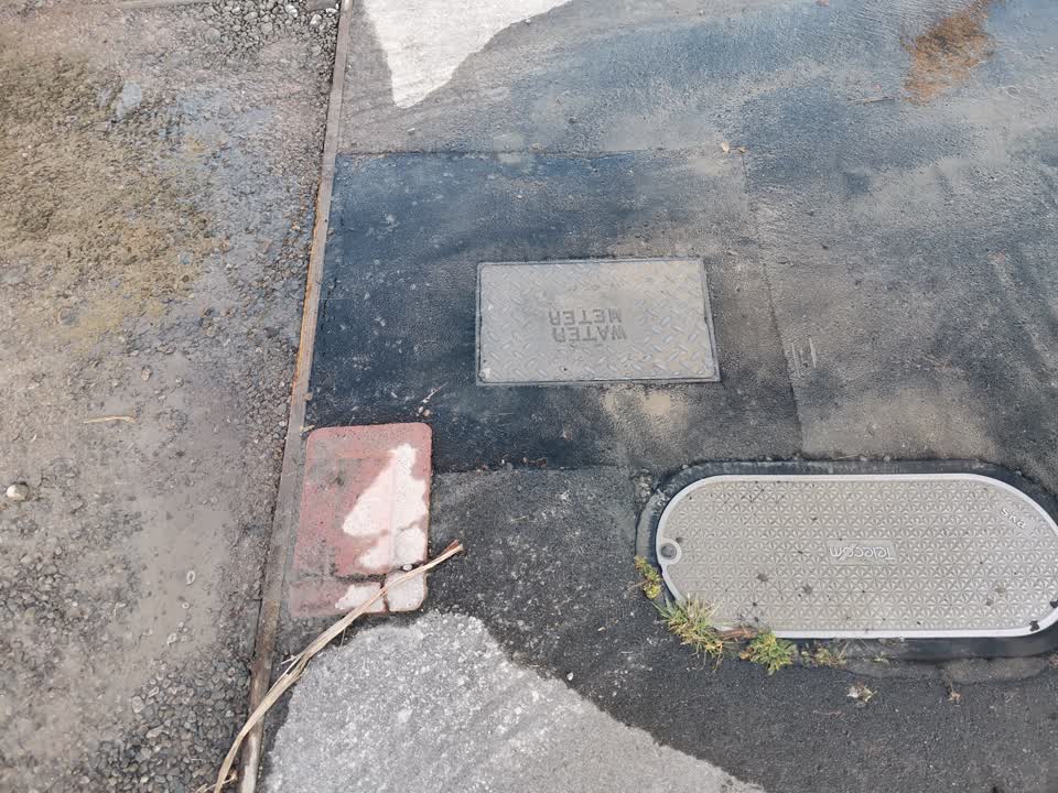 The photograph attached to this water leak report