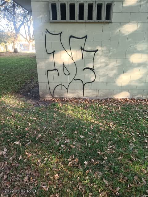 Graffiti, a report photo