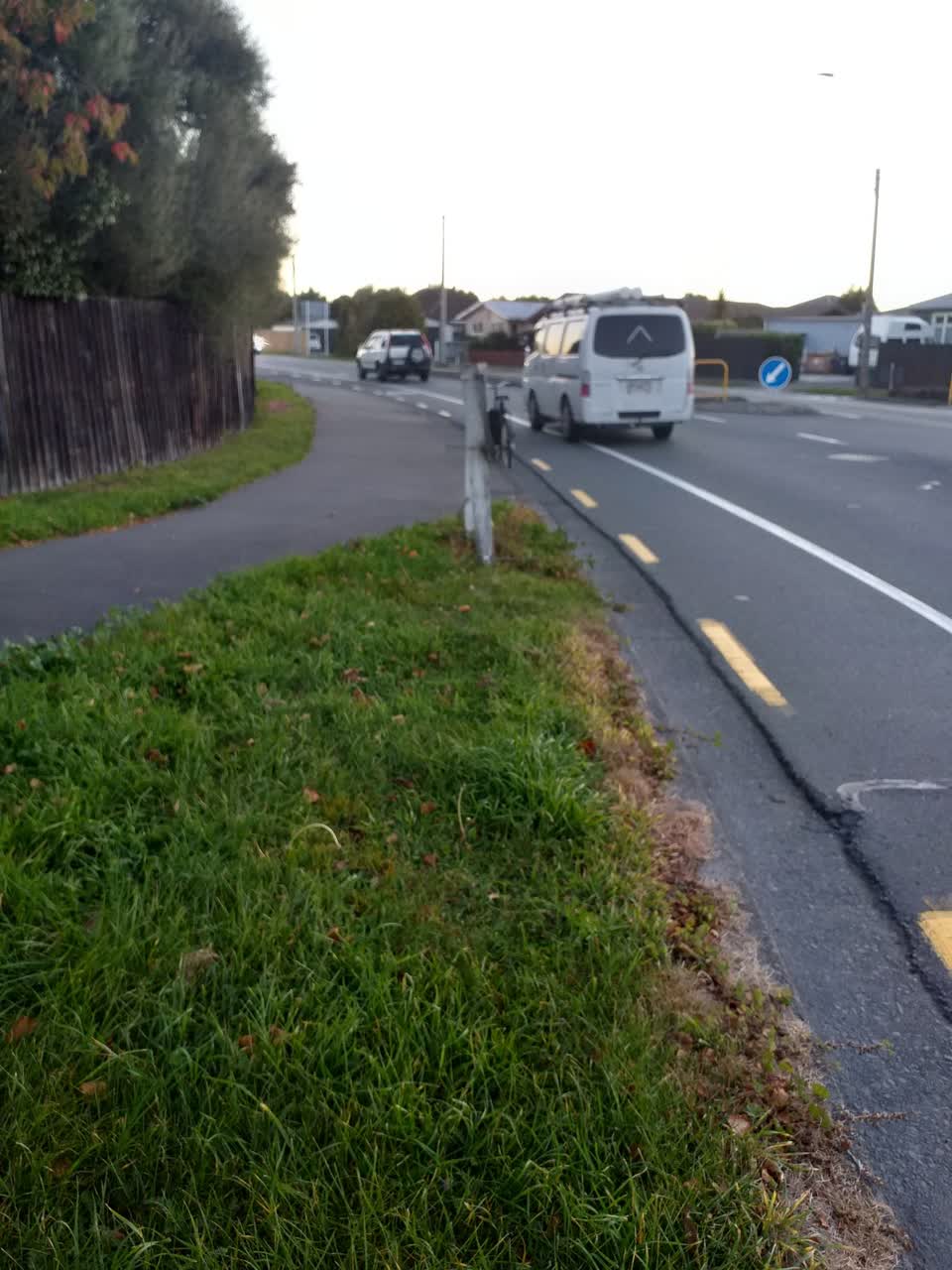 The photograph attached to this roading/streets report