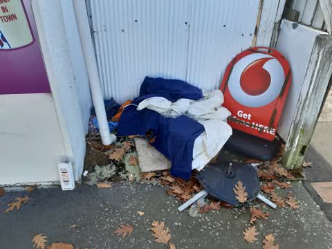 Rubbish/Recycling, a report photo