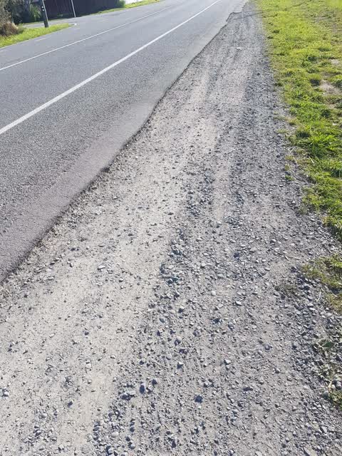 Roading/Streets, a report photo